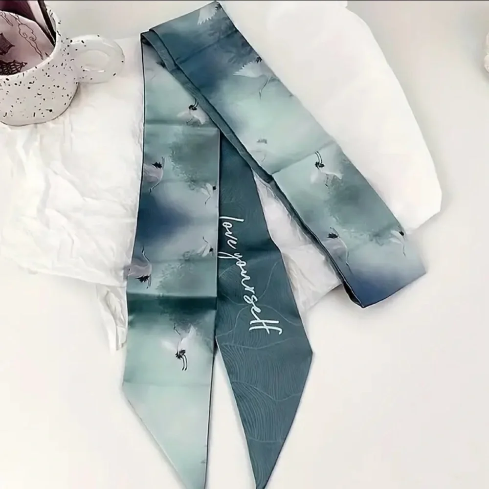 Twilly - Picture 2 of 2